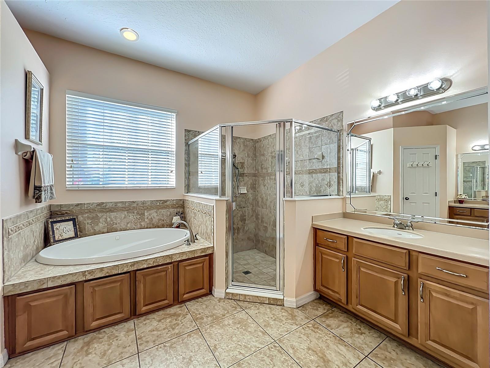 Image 30 of 54 For 10325 Mallard Landings Way