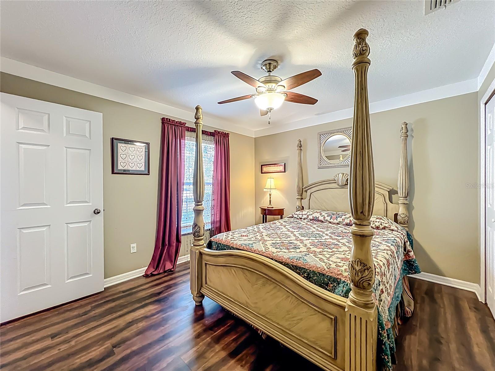 Image 37 of 54 For 10325 Mallard Landings Way