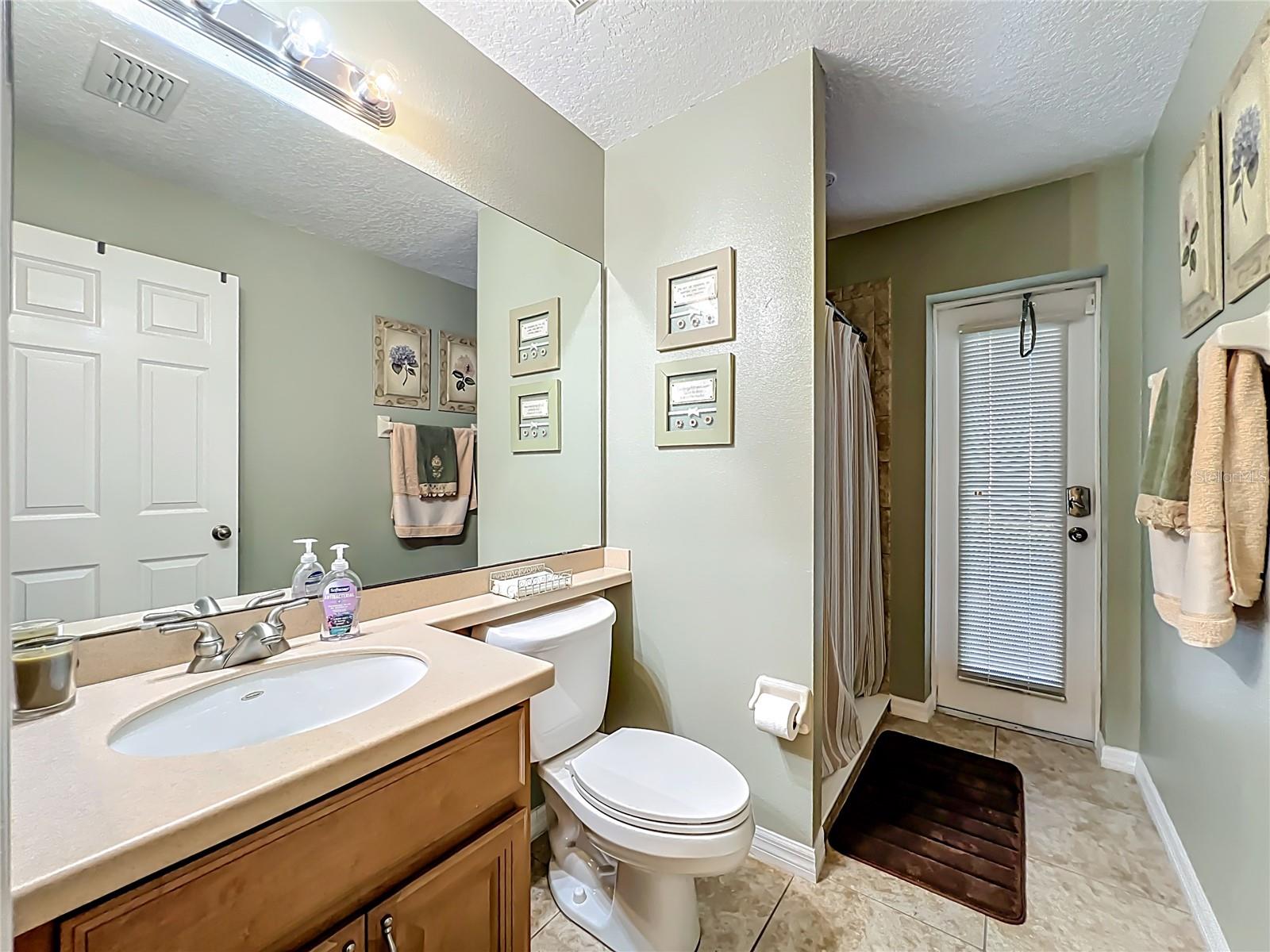 Image 38 of 54 For 10325 Mallard Landings Way