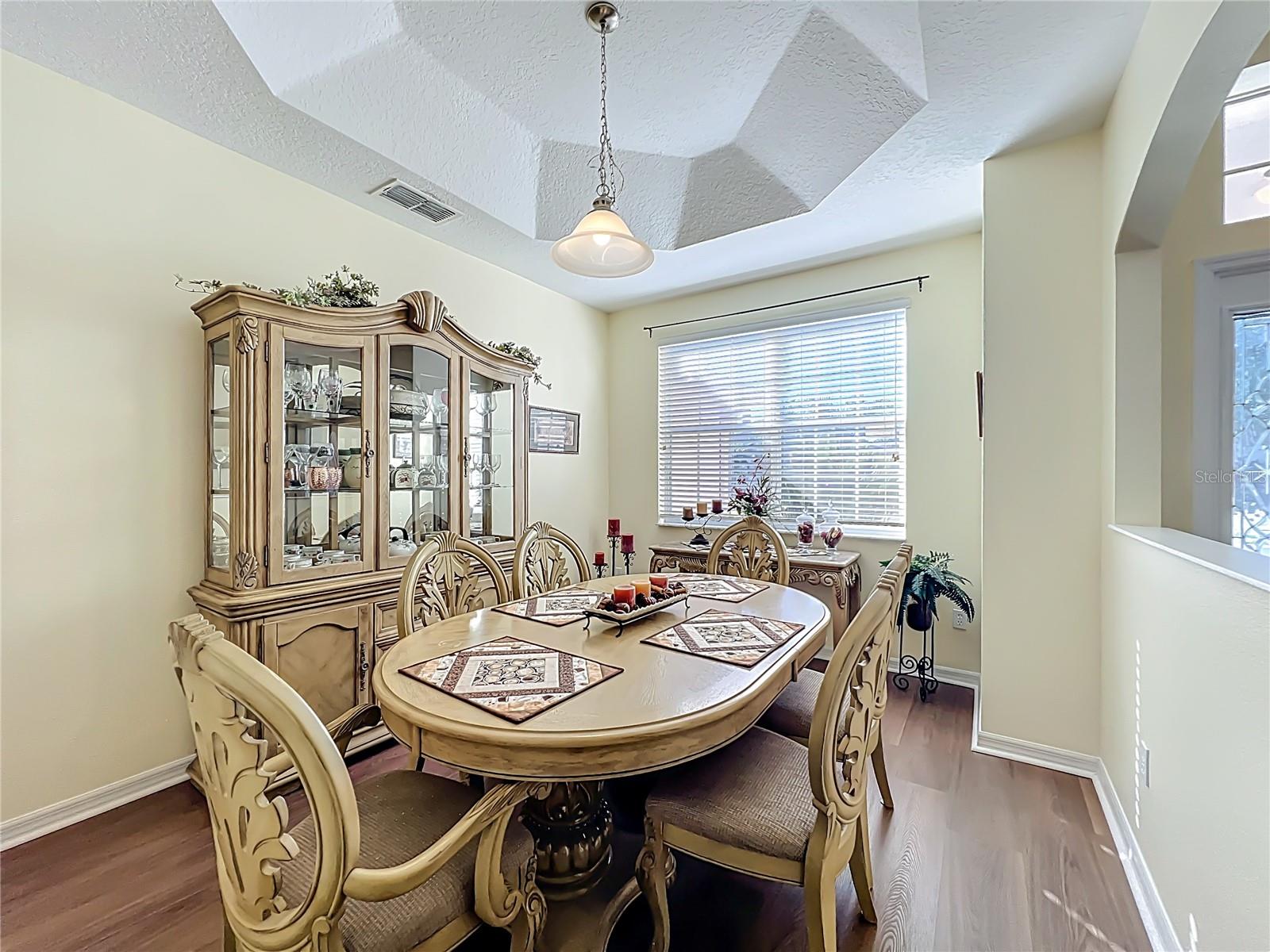 Image 9 of 54 For 10325 Mallard Landings Way