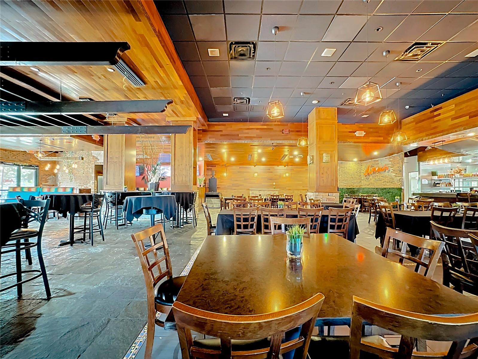 Image 11 of 46 For 6996 Piazza Grande Avenue 100