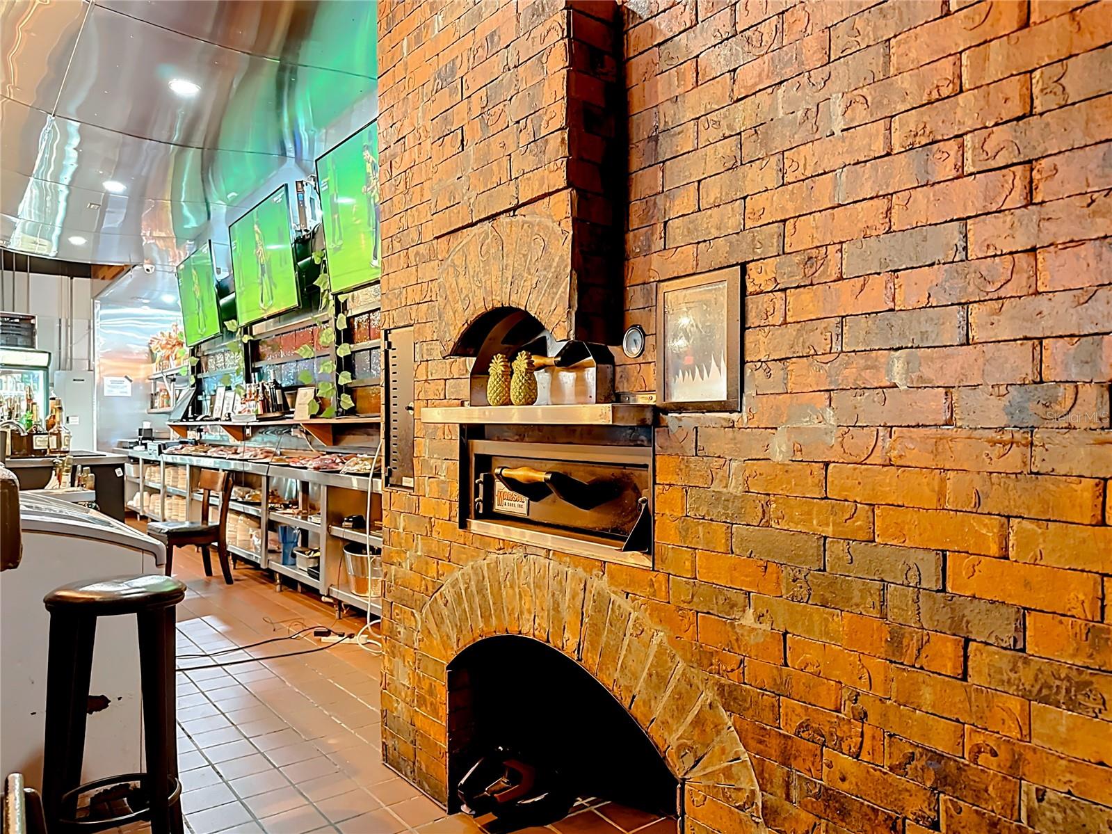 Image 13 of 46 For 6996 Piazza Grande Avenue 100