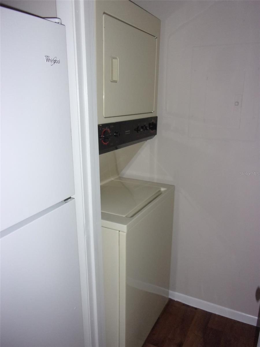 Image 13 of 18 For 246 Afton Square 304