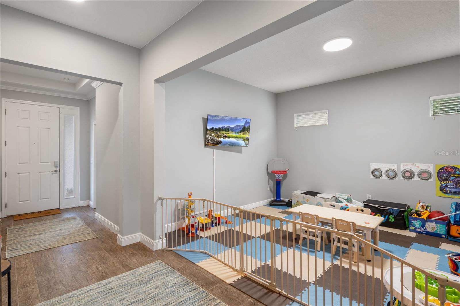 Image 13 of 32 For 15713 Sweet Limetta Drive