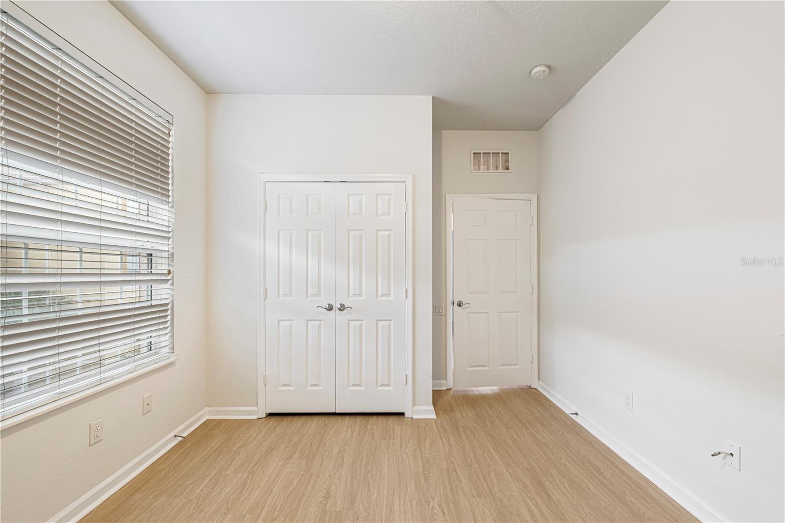 Image 14 of 16 For 3332 Robert Trent Jones Drive 303