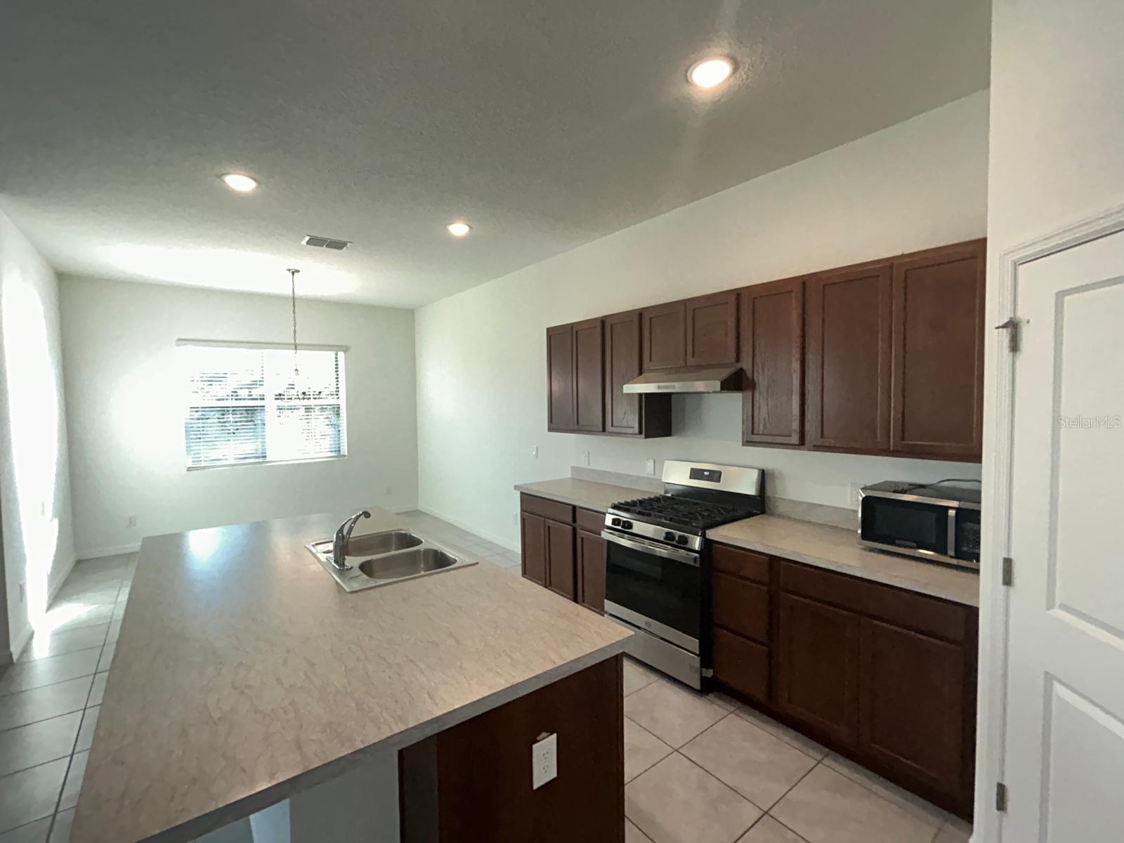 Image 11 of 28 For 2012 Raulerson Court