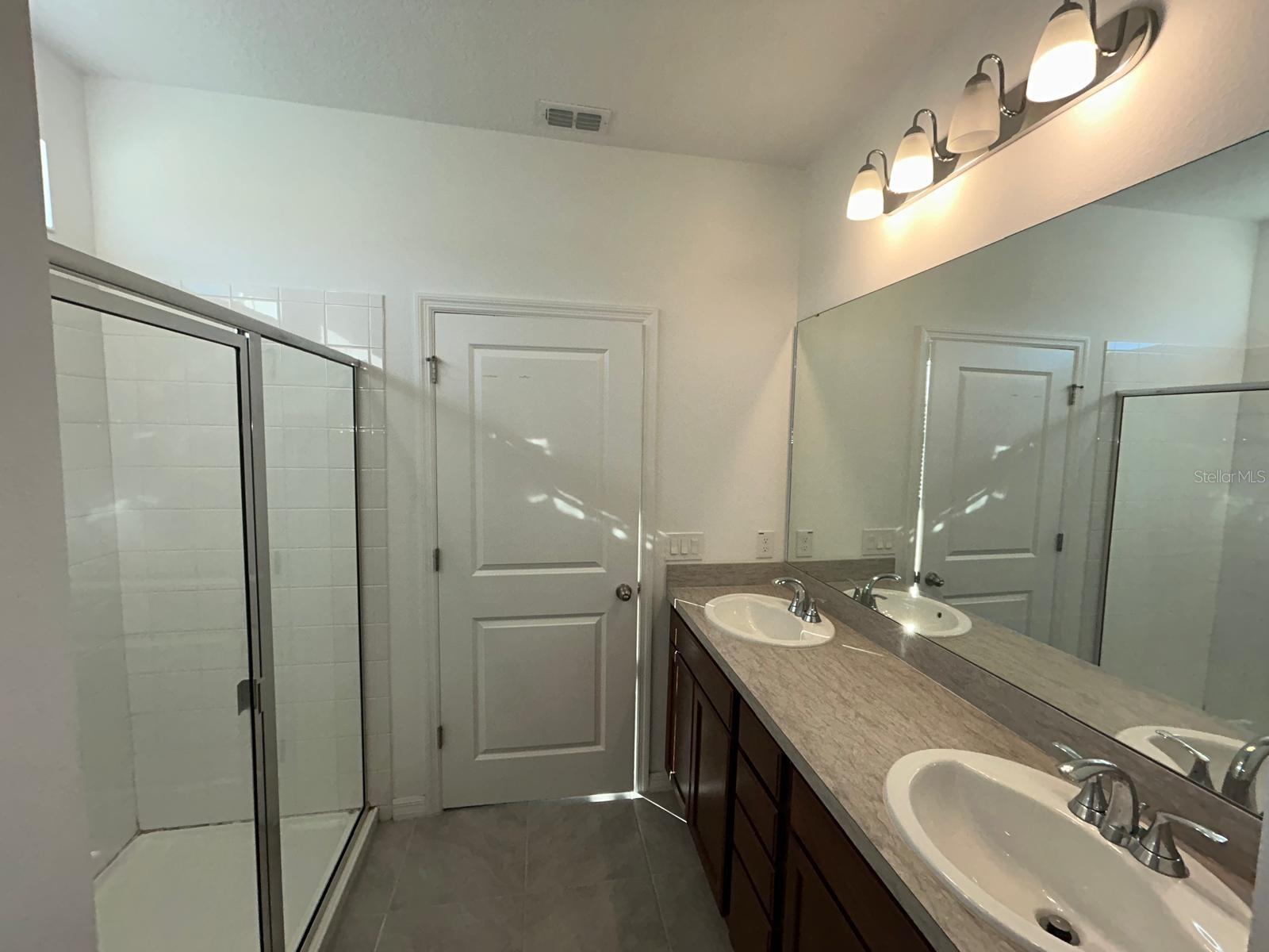 Image 22 of 28 For 2012 Raulerson Court