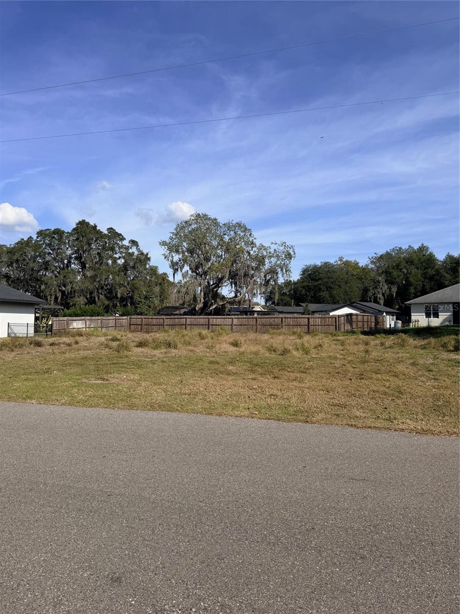 Image 3 of 6 For 1707 Twin Lake Drive