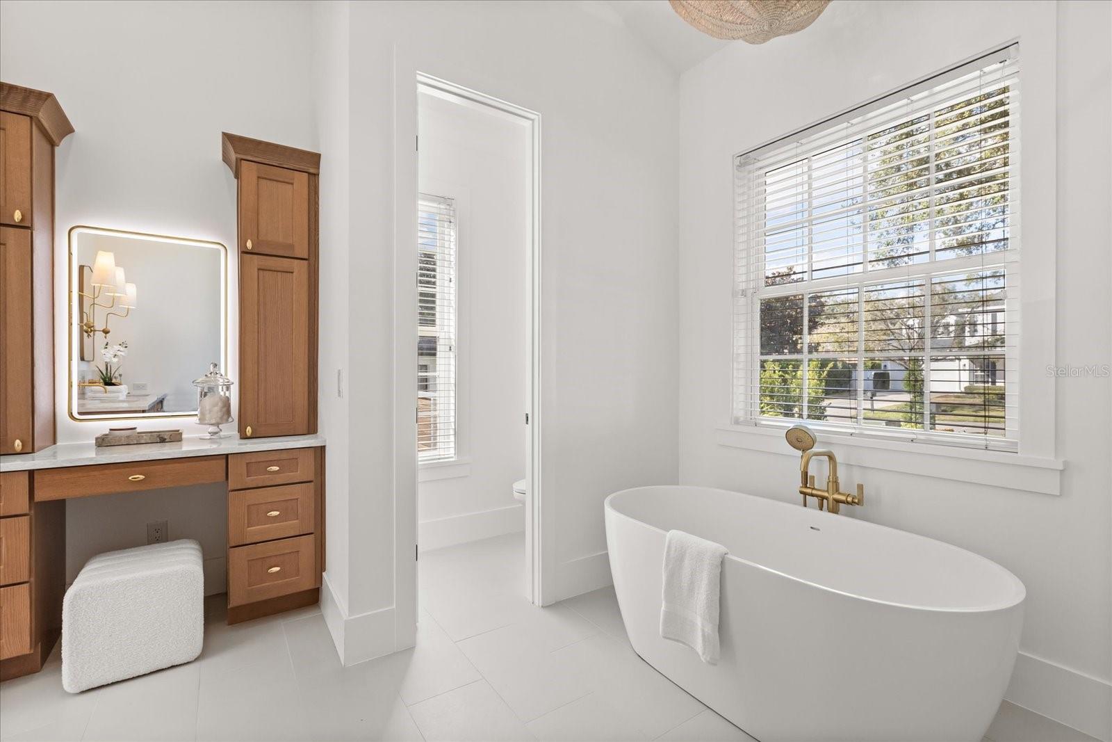 Image 27 of 49 For 948 Poinciana Lane