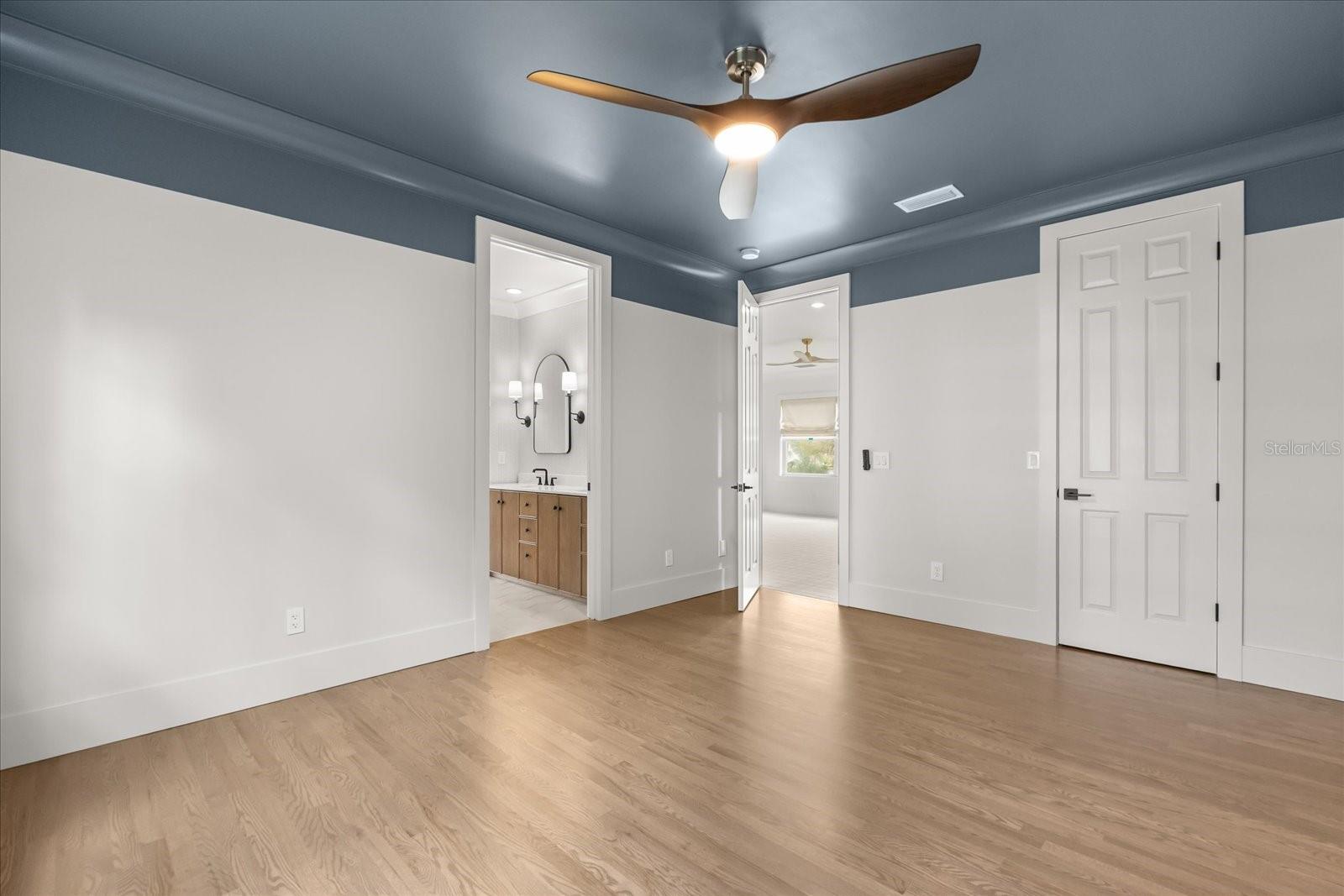 Image 36 of 49 For 948 Poinciana Lane