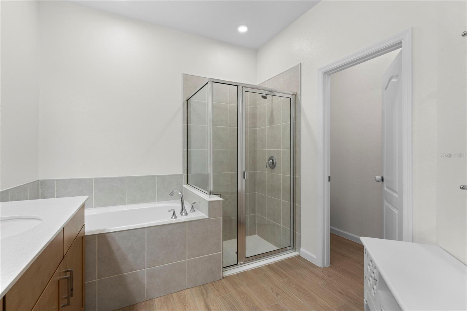 Image 21 of 41 For 5512 Mendenhall Place