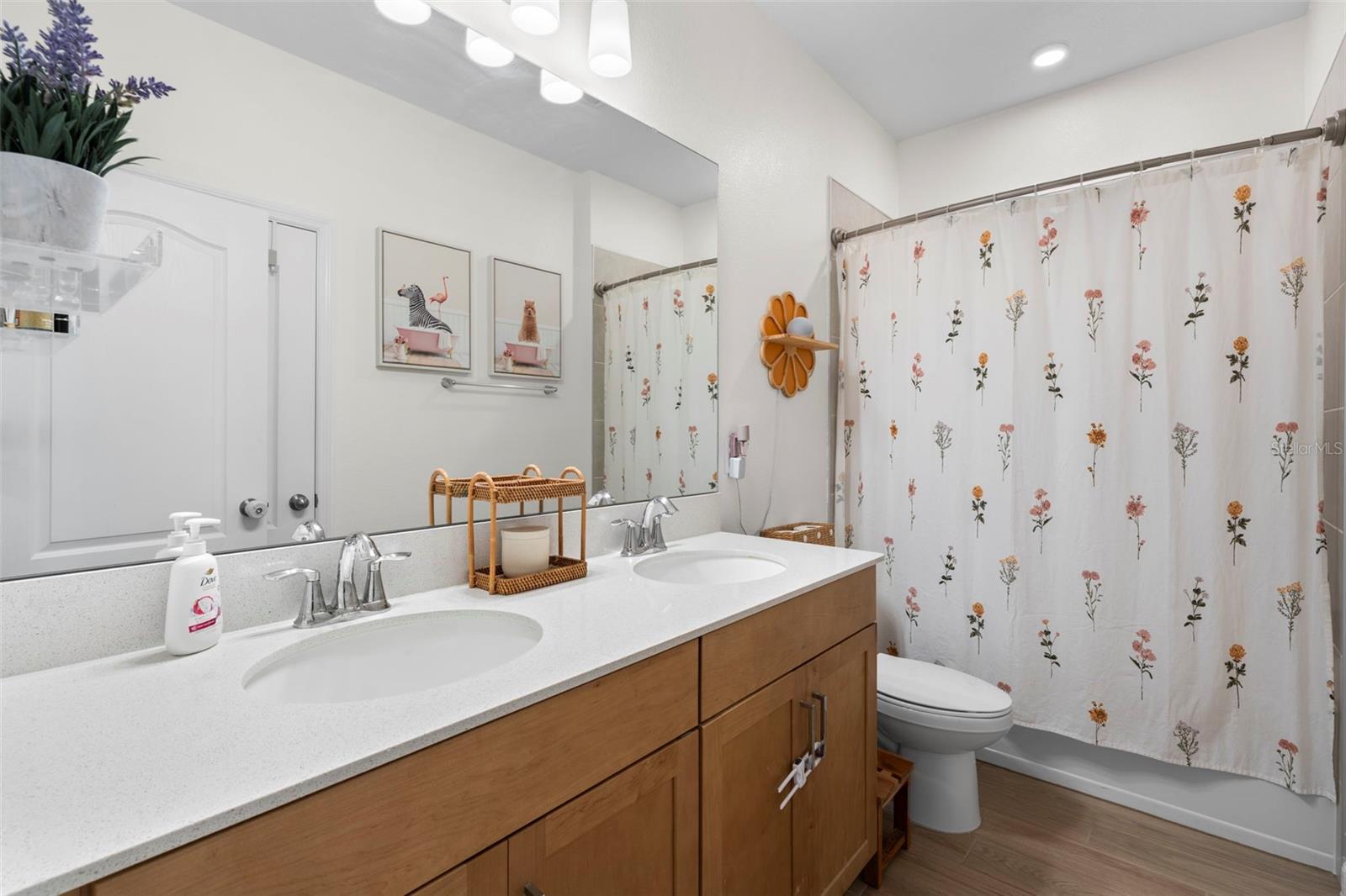 Image 33 of 41 For 5512 Mendenhall Place