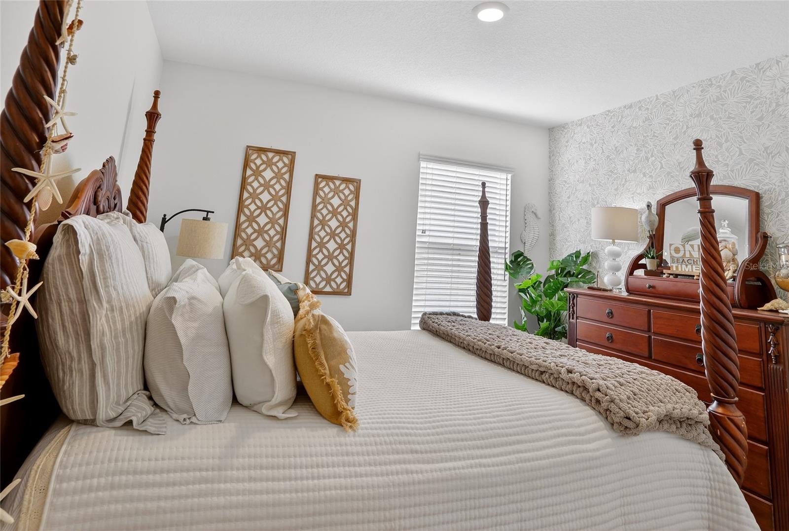 Image 10 of 54 For 5211 Mahogany Drive