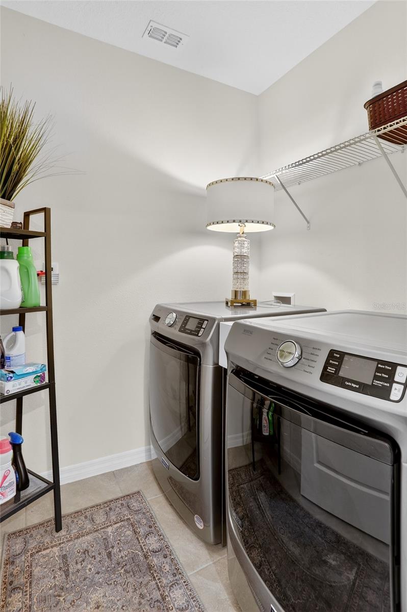 Image 15 of 54 For 5211 Mahogany Drive