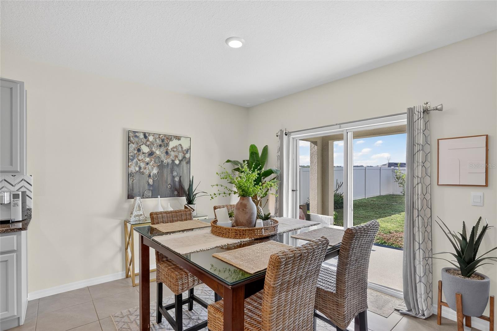 Image 24 of 54 For 5211 Mahogany Drive