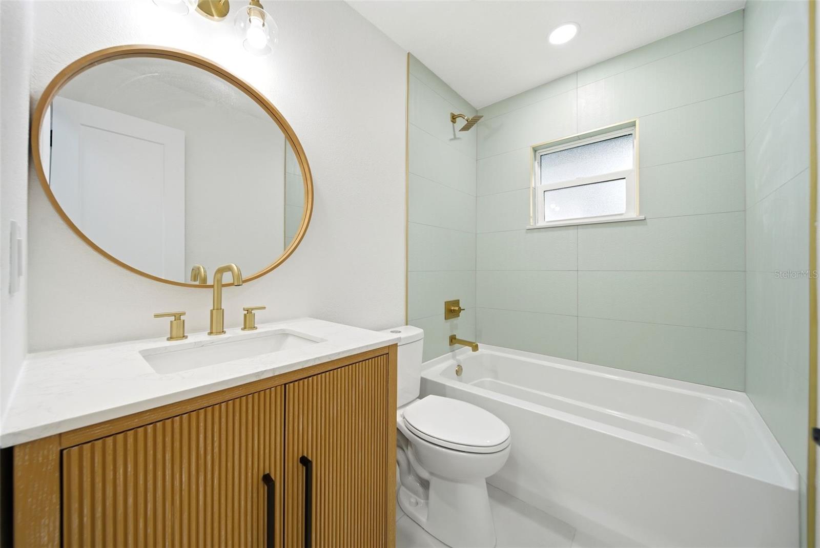 Image 20 of 28 For 1317 Medinah Court