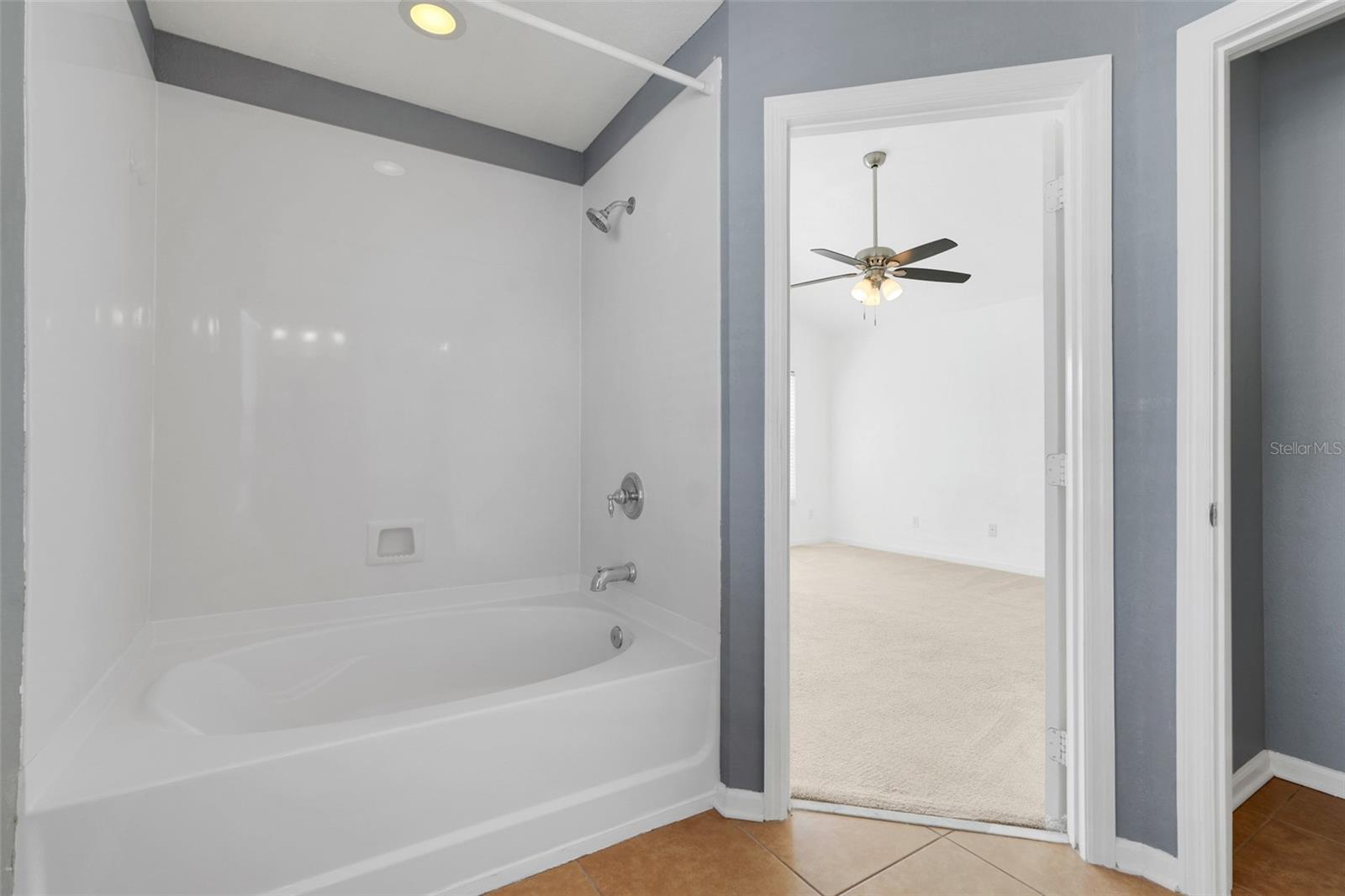 Image 23 of 42 For 15204 Windmill Harbor Court