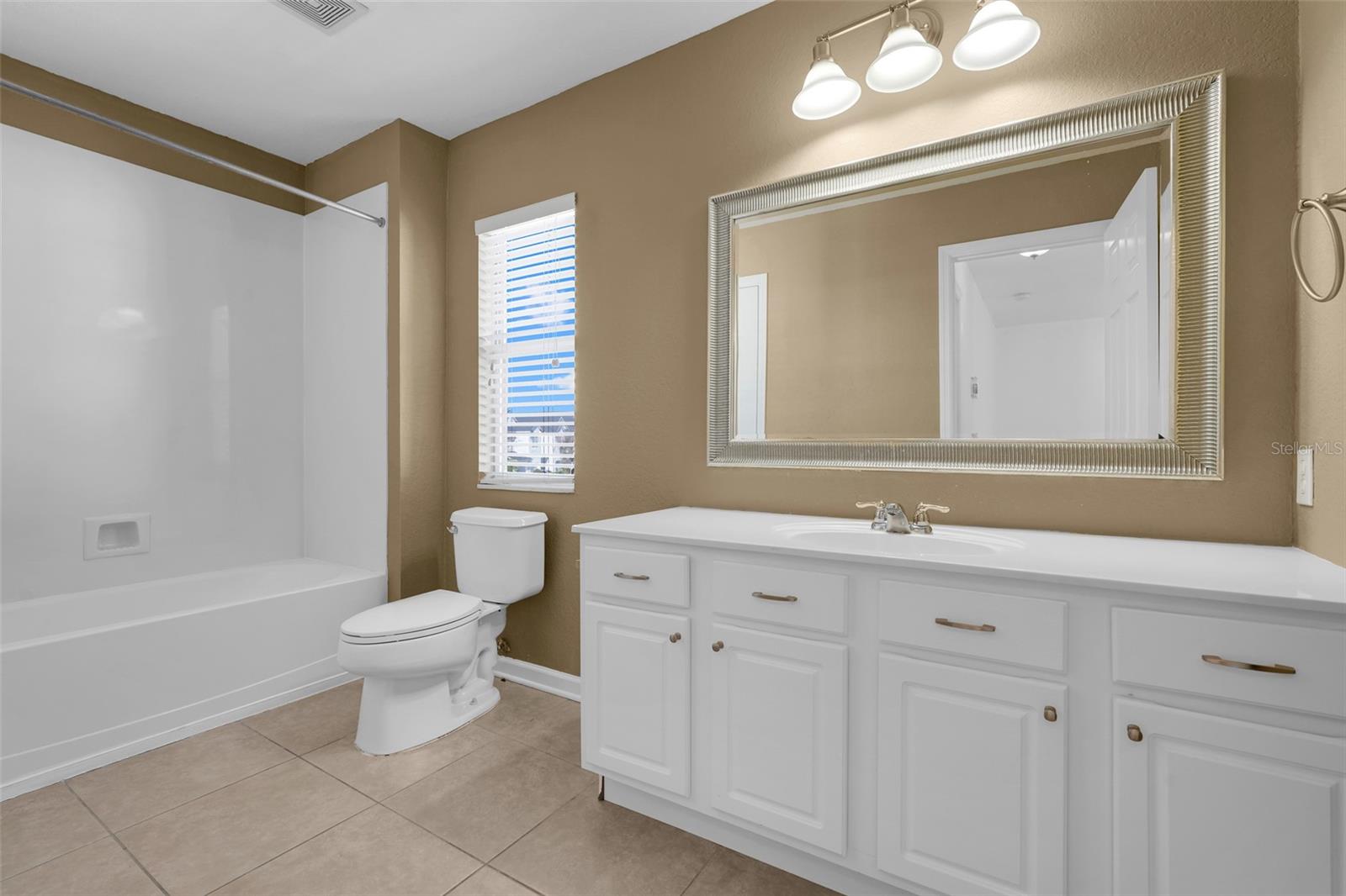 Image 26 of 42 For 15204 Windmill Harbor Court