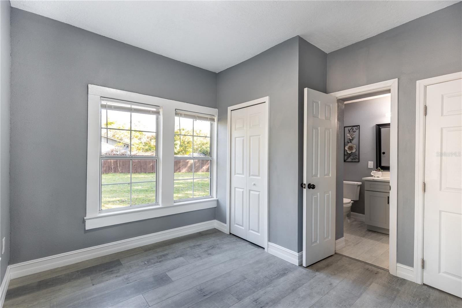 Image 12 of 18 For 1102 Voorhis Avenue