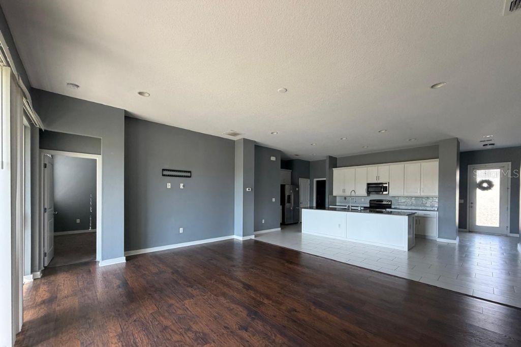 Image 19 of 36 For 2702 Scarborough Court