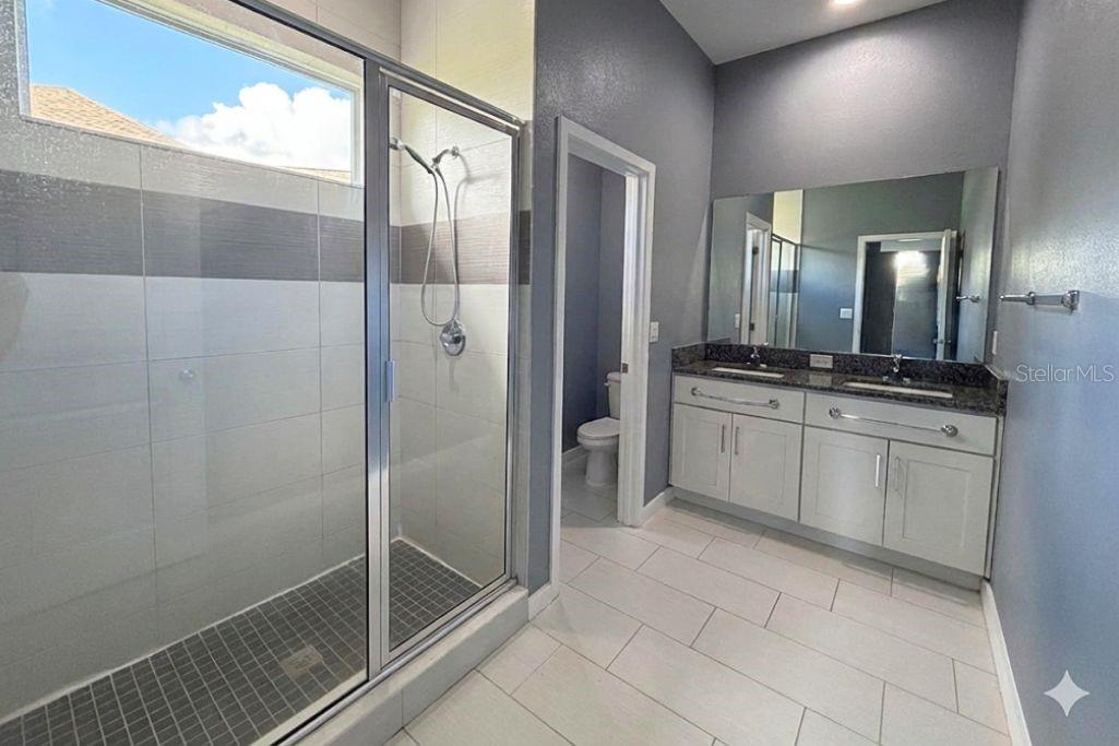 Image 9 of 36 For 2702 Scarborough Court