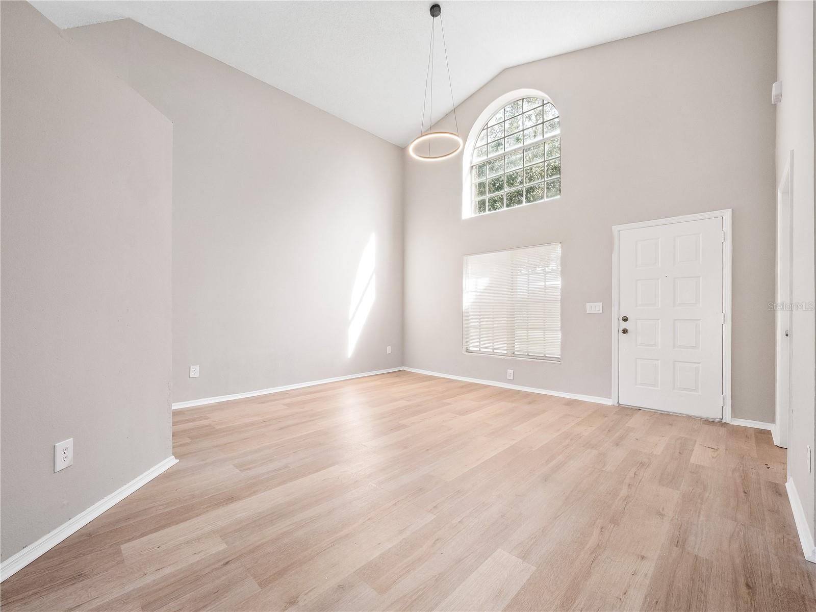 Image 4 of 24 For 14904 Wild Wood Lily Court