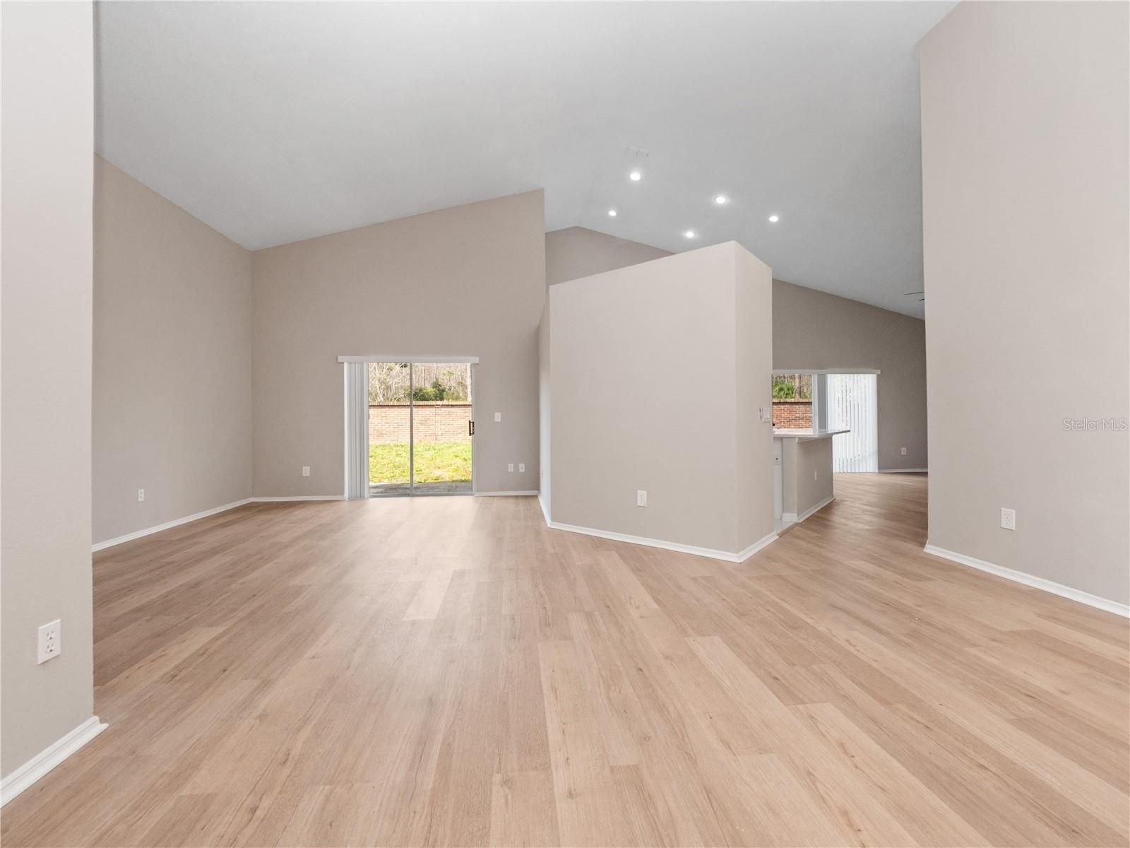 Image 5 of 24 For 14904 Wild Wood Lily Court