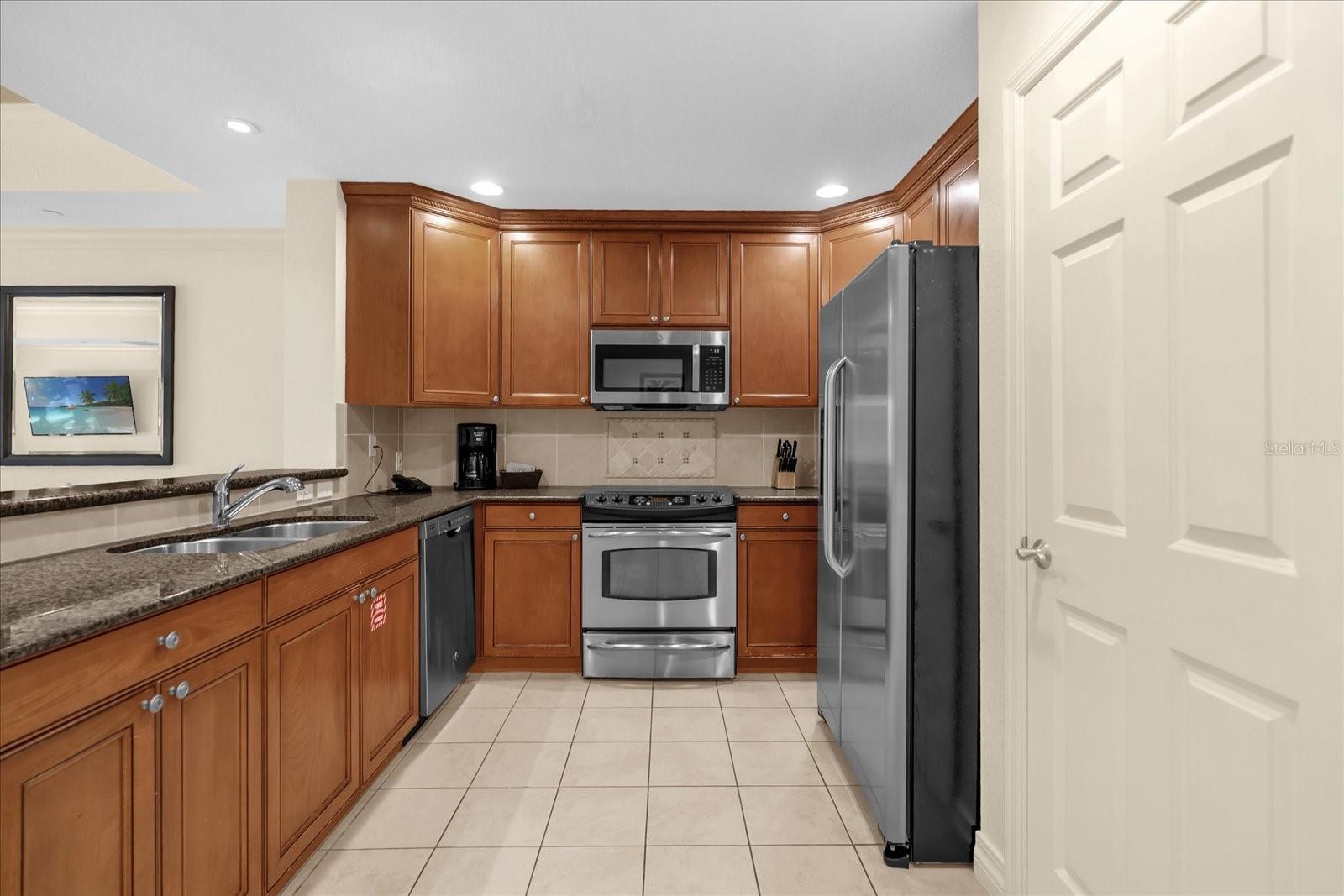 Image 2 of 39 For 7662 Whisper Way 103