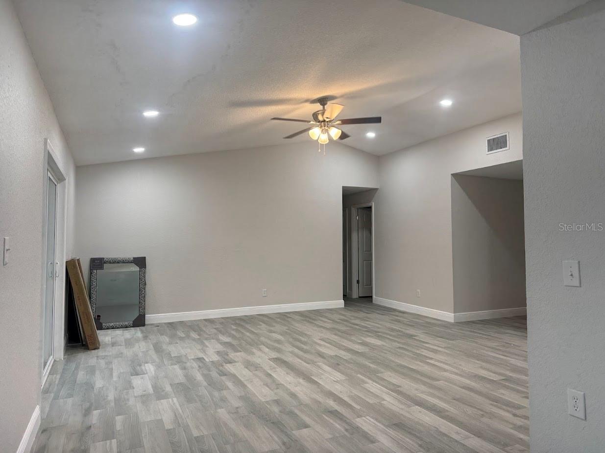 Image 4 of 15 For 12142 Caper Street