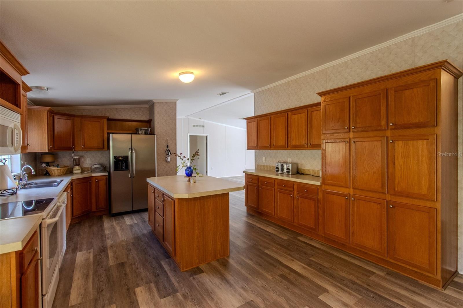 Image 10 of 19 For 3379 Bur Oak Place