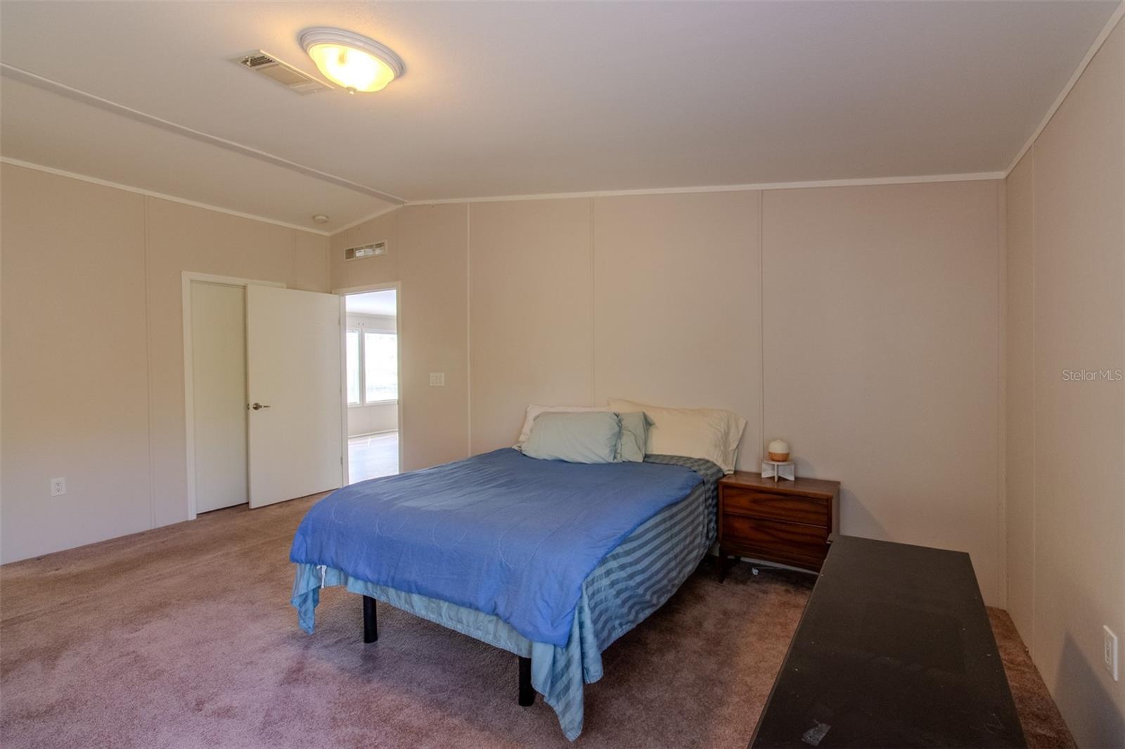 Image 6 of 19 For 3379 Bur Oak Place