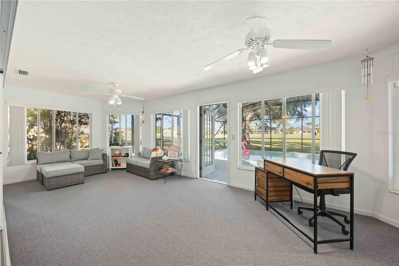 Image 15 of 46 For 2926 Meadowood Lane