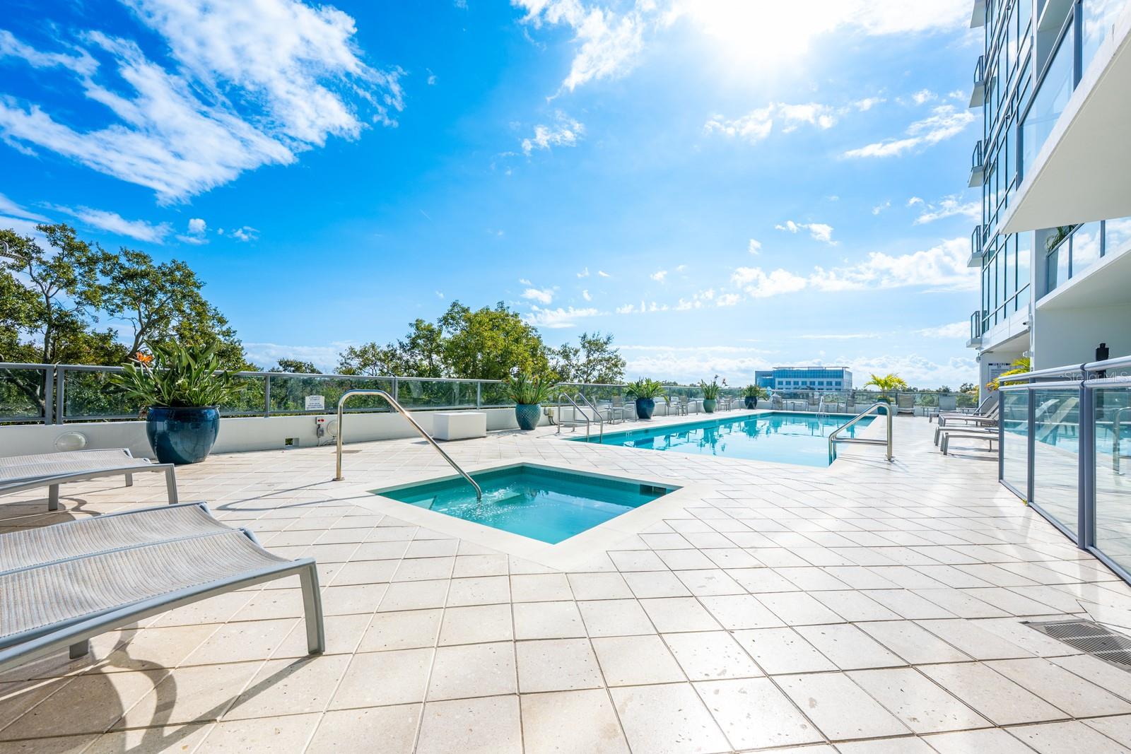 Image 24 of 33 For 101 Eola Drive 710