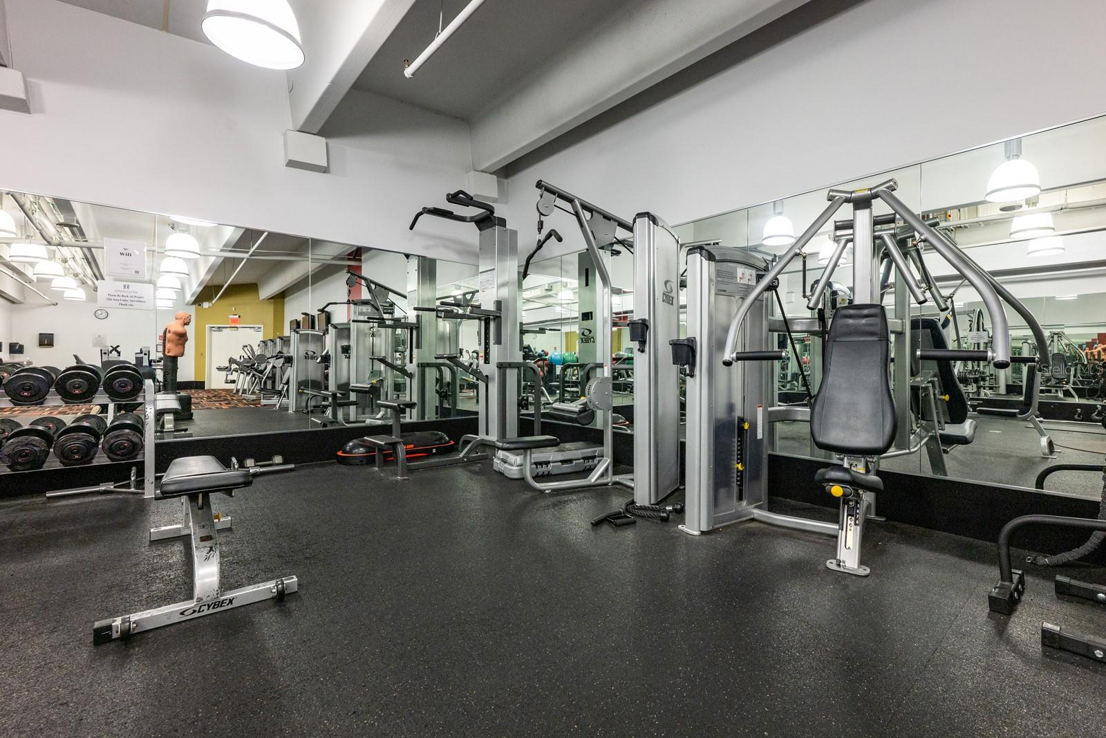 Image 29 of 33 For 101 Eola Drive 710