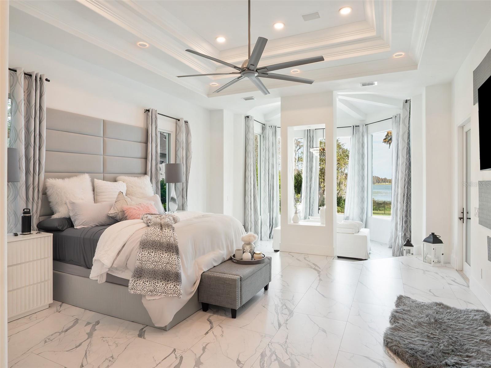 Listing photo id 17 for 6117 Louise Cove Drive