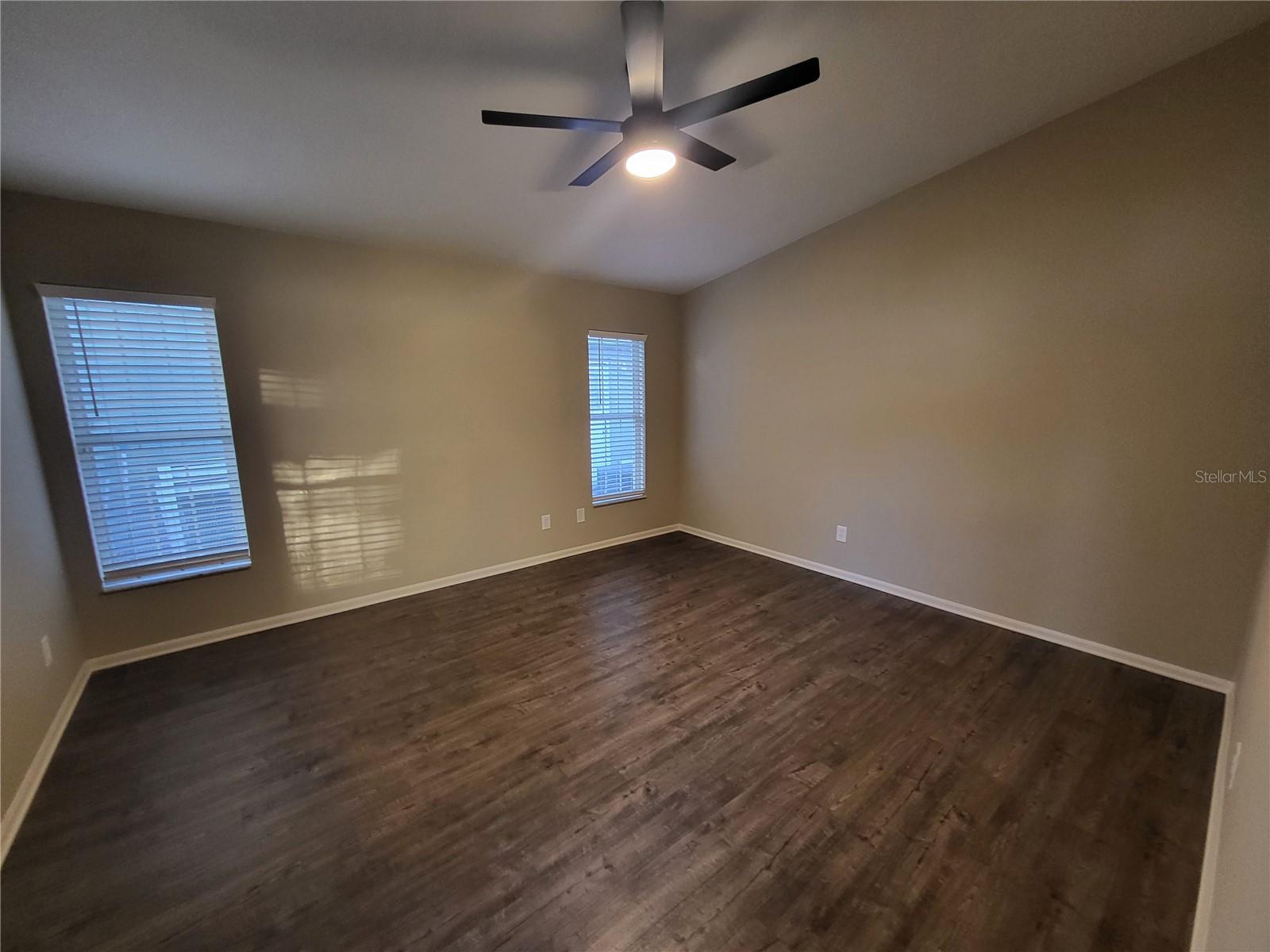 Image 13 of 22 For 3037 Barrymore Court