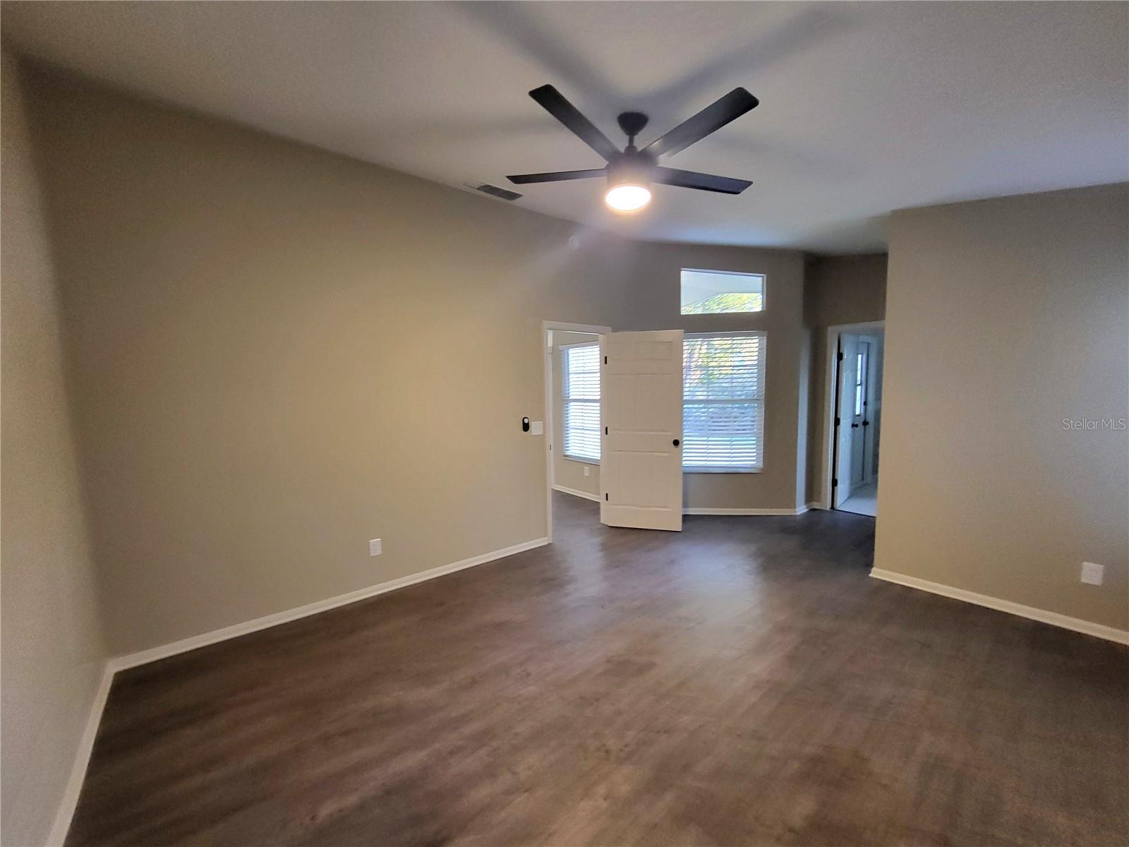 Image 14 of 22 For 3037 Barrymore Court