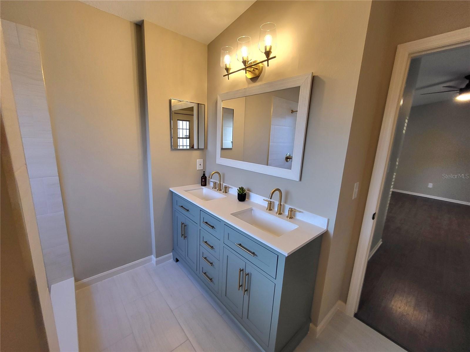 Image 16 of 22 For 3037 Barrymore Court