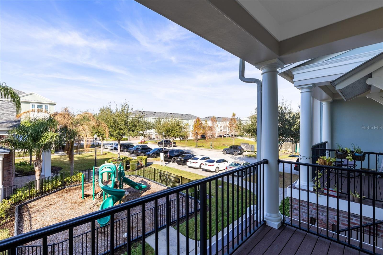 Image 26 of 34 For 204 Queen Palm Court