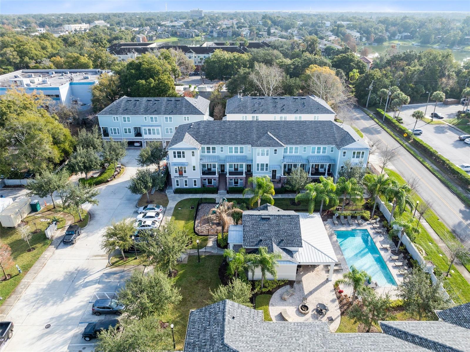 Image 31 of 34 For 204 Queen Palm Court