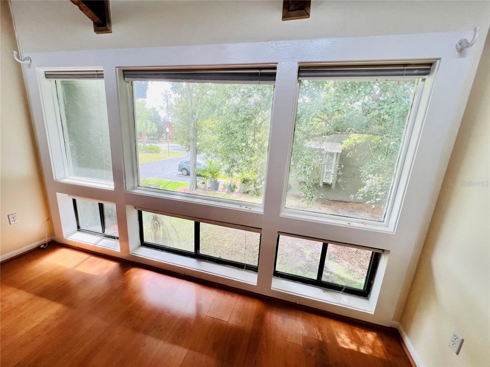 Image 15 of 19 For 6057 Windhover Drive E08