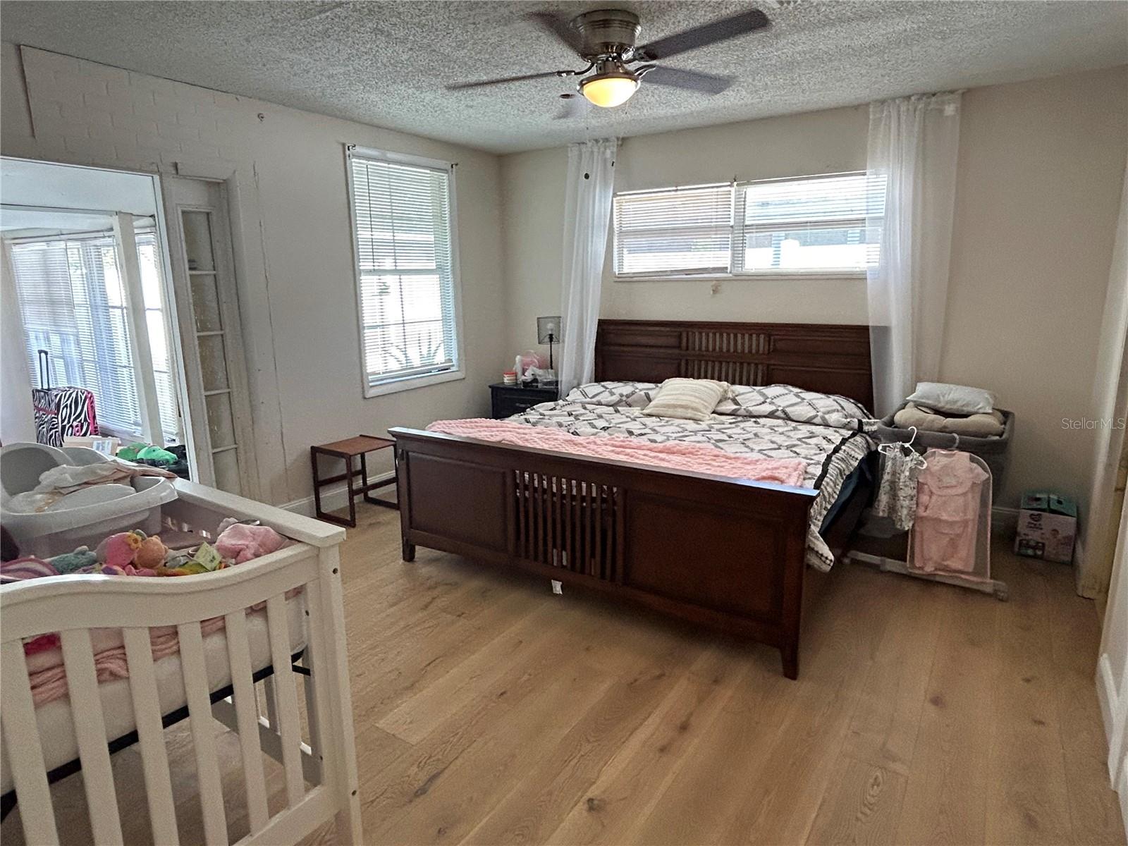 Image 6 of 9 For 430 Hastings Street