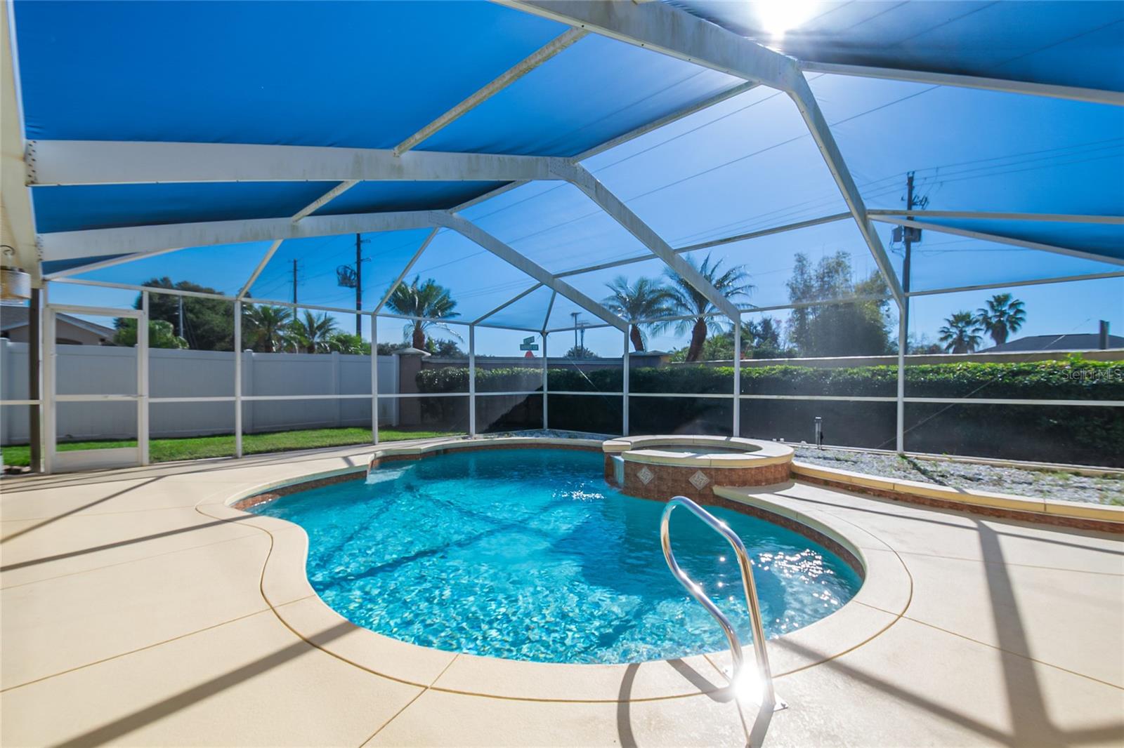 Image 29 of 34 For 7044 Summit Circle