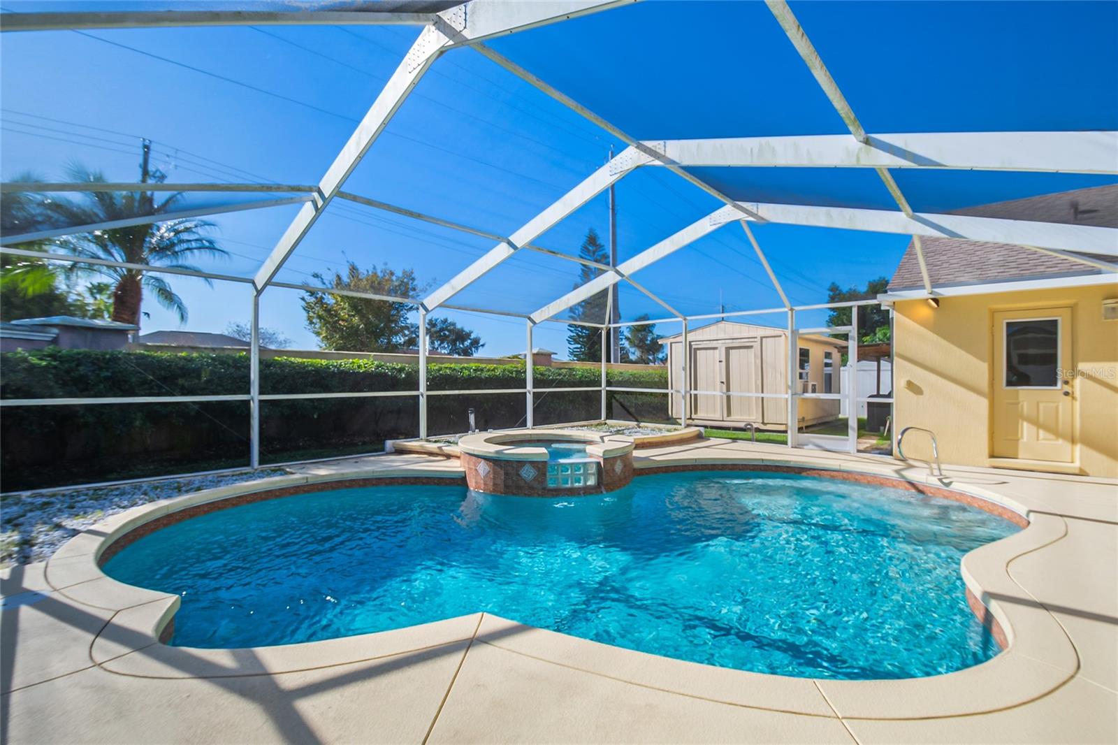 Image 30 of 34 For 7044 Summit Circle