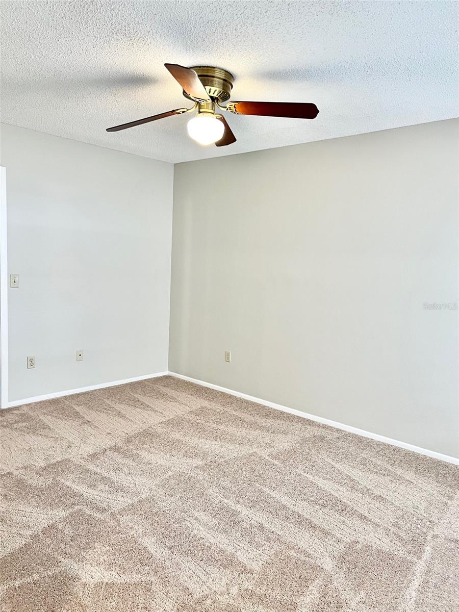 Image 11 of 26 For 554 Cidermill Place