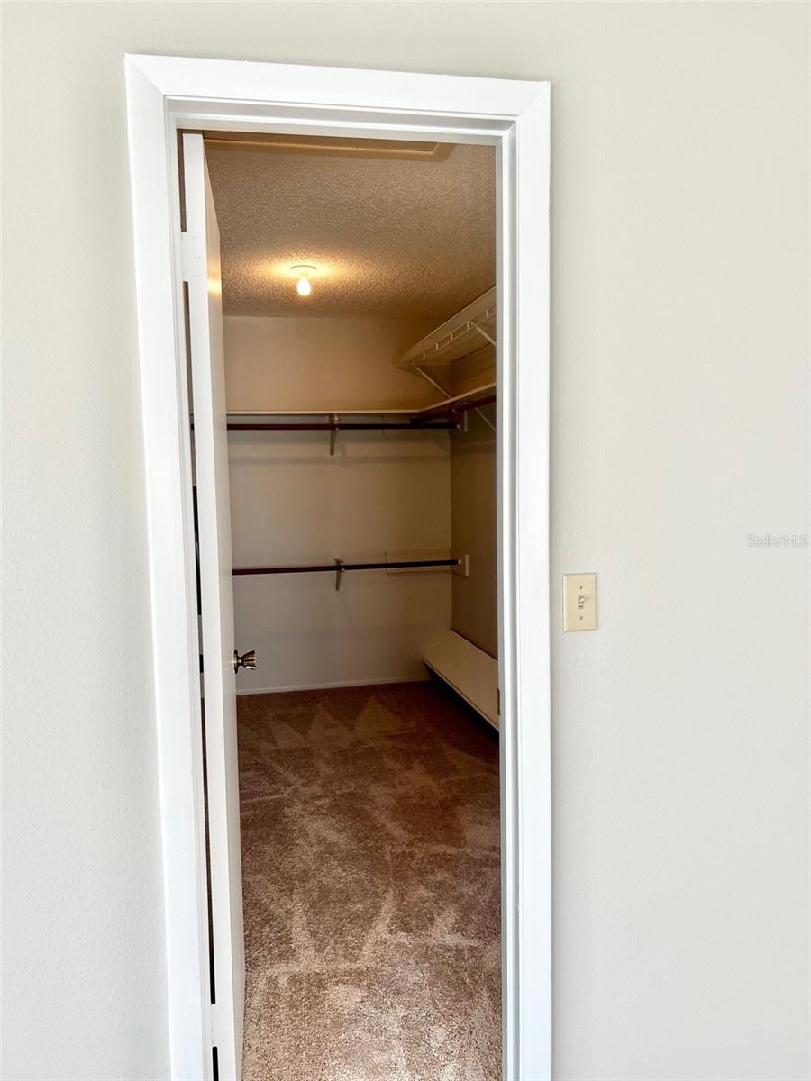 Image 18 of 26 For 554 Cidermill Place