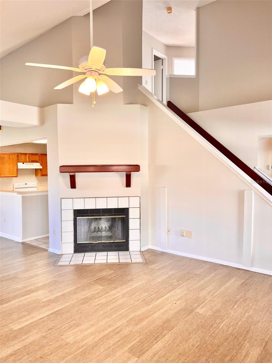 Image 6 of 26 For 554 Cidermill Place