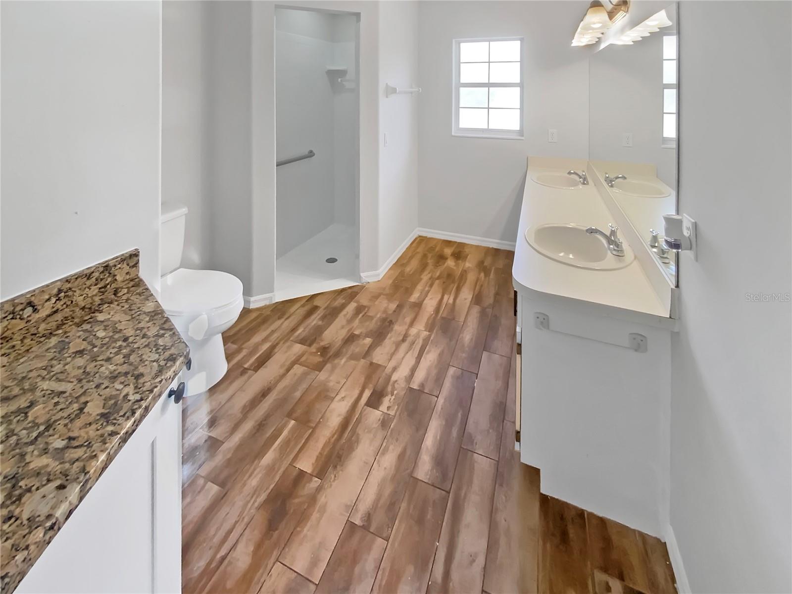 Image 17 of 31 For 3227 Lantana Drive