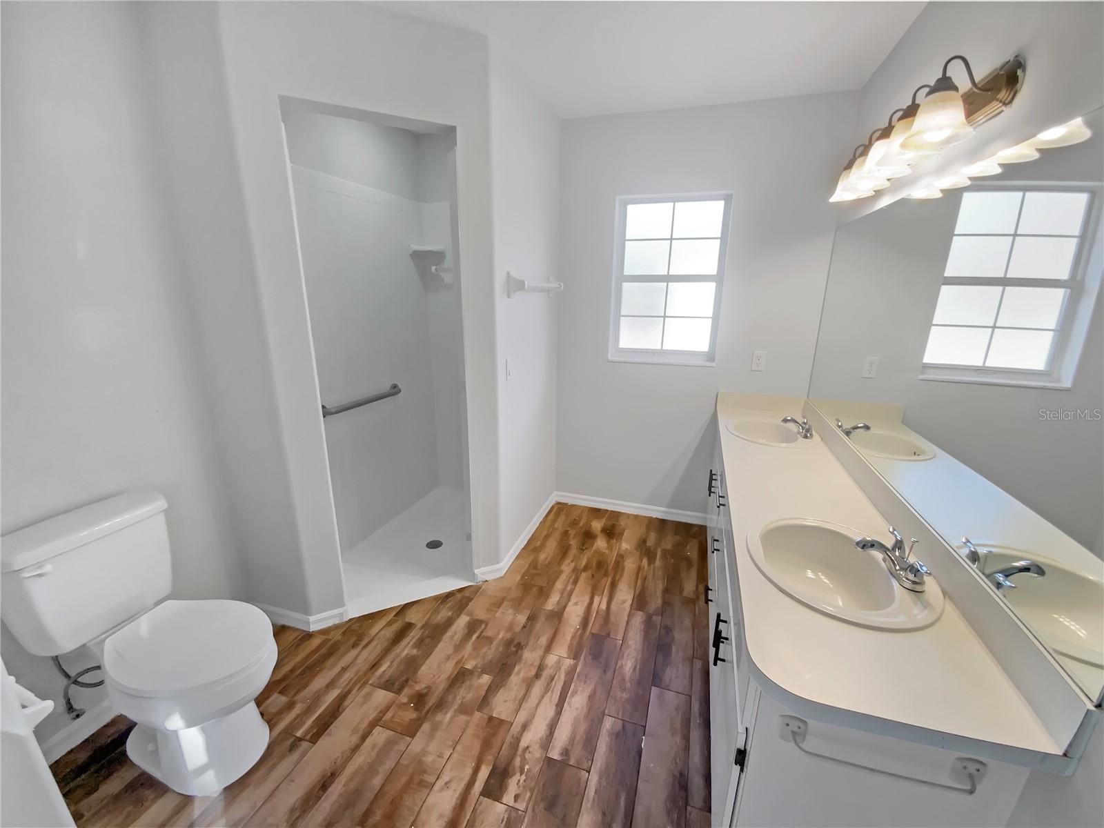 Image 19 of 31 For 3227 Lantana Drive