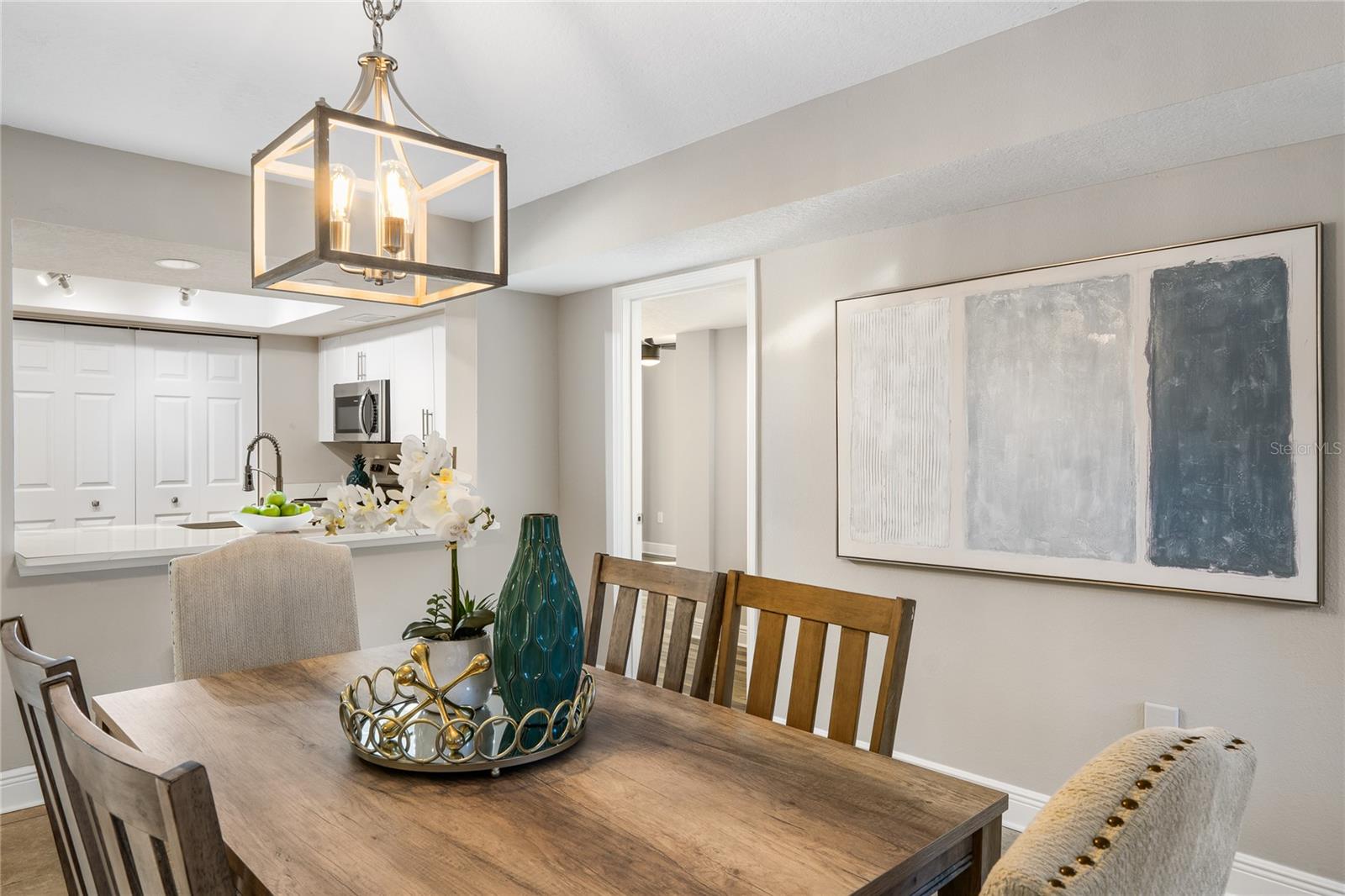 Image 12 of 52 For 1000 Winderley Place 142